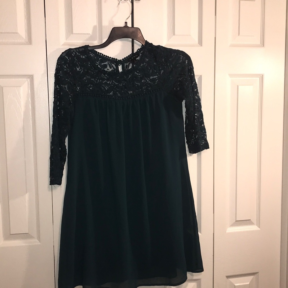Green shift dress